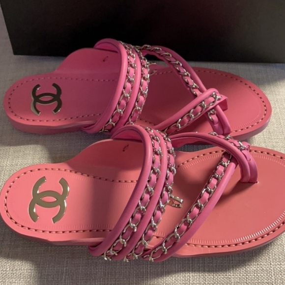 100% Authentic CHANEL Sandals - Picture 4 of 8